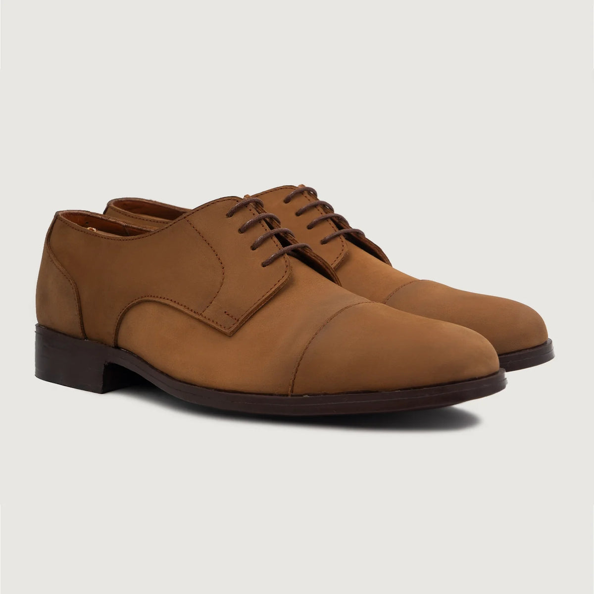 Attorney Derby Braun Nubuck Lederschuhe für Herren For Men in Brown Full-Grain Leather - Seitenansicht | Online Kaufen