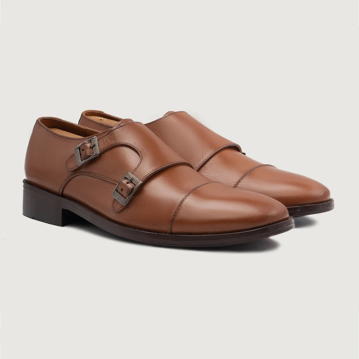 Boston Doppel-Monkstrap Hellbraun Lederschuhe For Men in Tan Full-Grain Leather - Seitenansicht | Online Kaufen