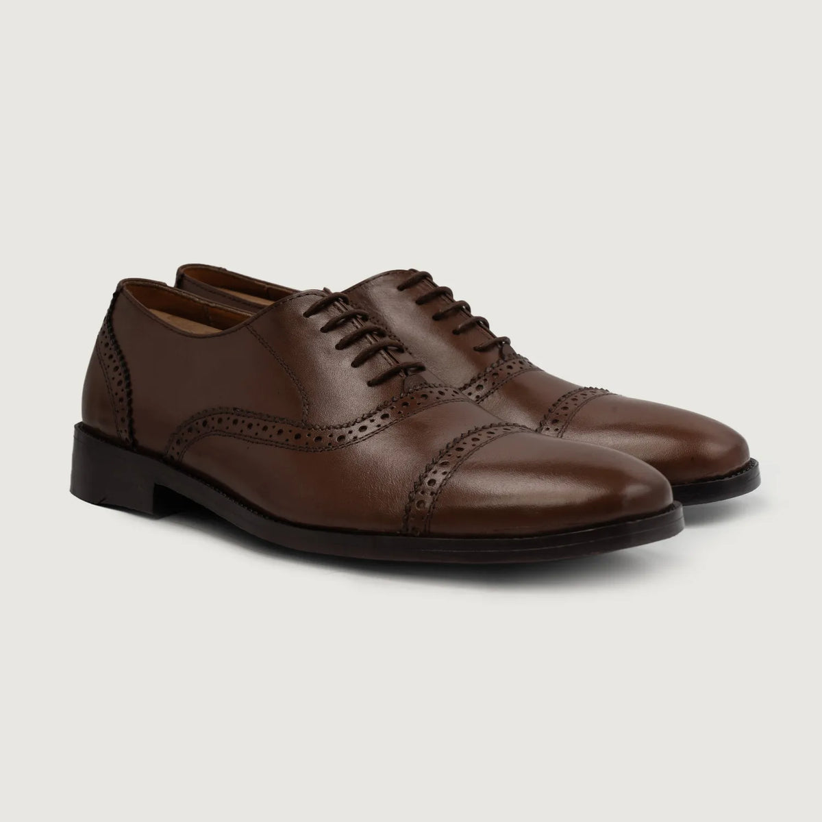 Grauson Brogues Oxford Braun Lederschuhe für Herren For Men in Brown Full-Grain Leather - Seitenansicht | Online Kaufen