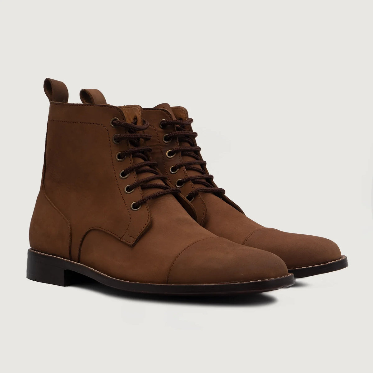 Knight Derby Brown Leather Boots For Men in Brown Full-Grain Leather - Seitenansicht | Online Kaufen