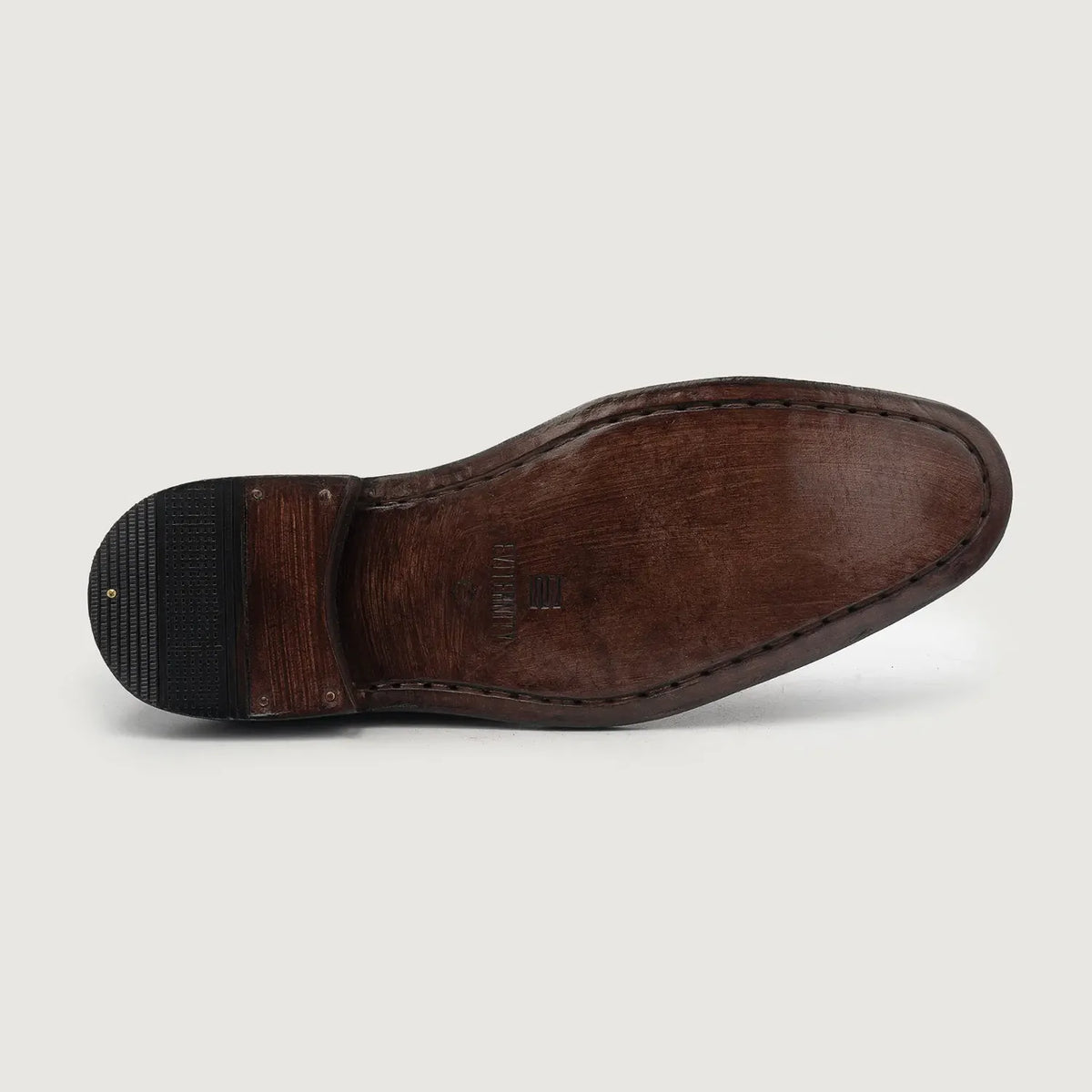 High-Traction Rubber Outsole & Lug Tread Pattern on Clarkson Chelsea Kastanienbraun Lederstiefel für Herren For Men