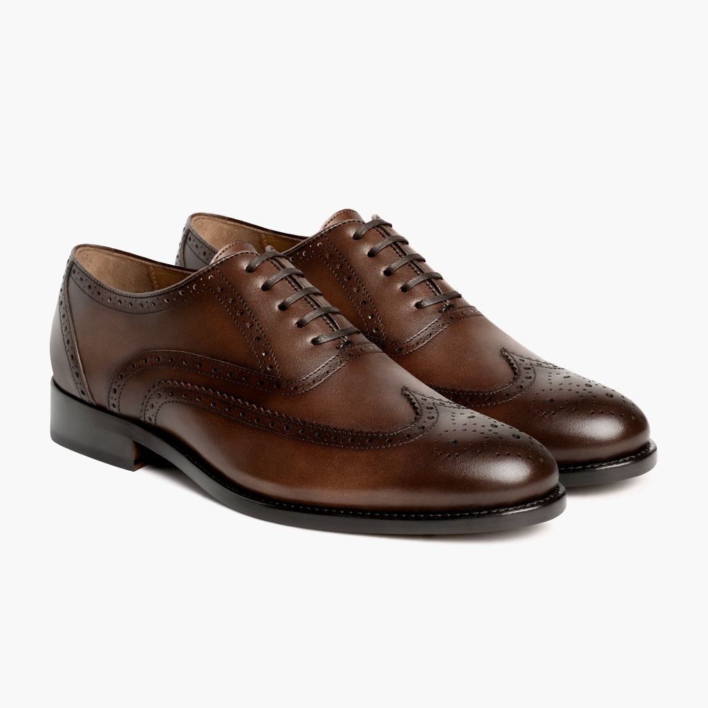 Aviator Zimtbraun Lederschuhe für Herren in Classic Full-Grain Leather - Vorderansicht & maßgeschneiderte Silhouette | Online Kaufen