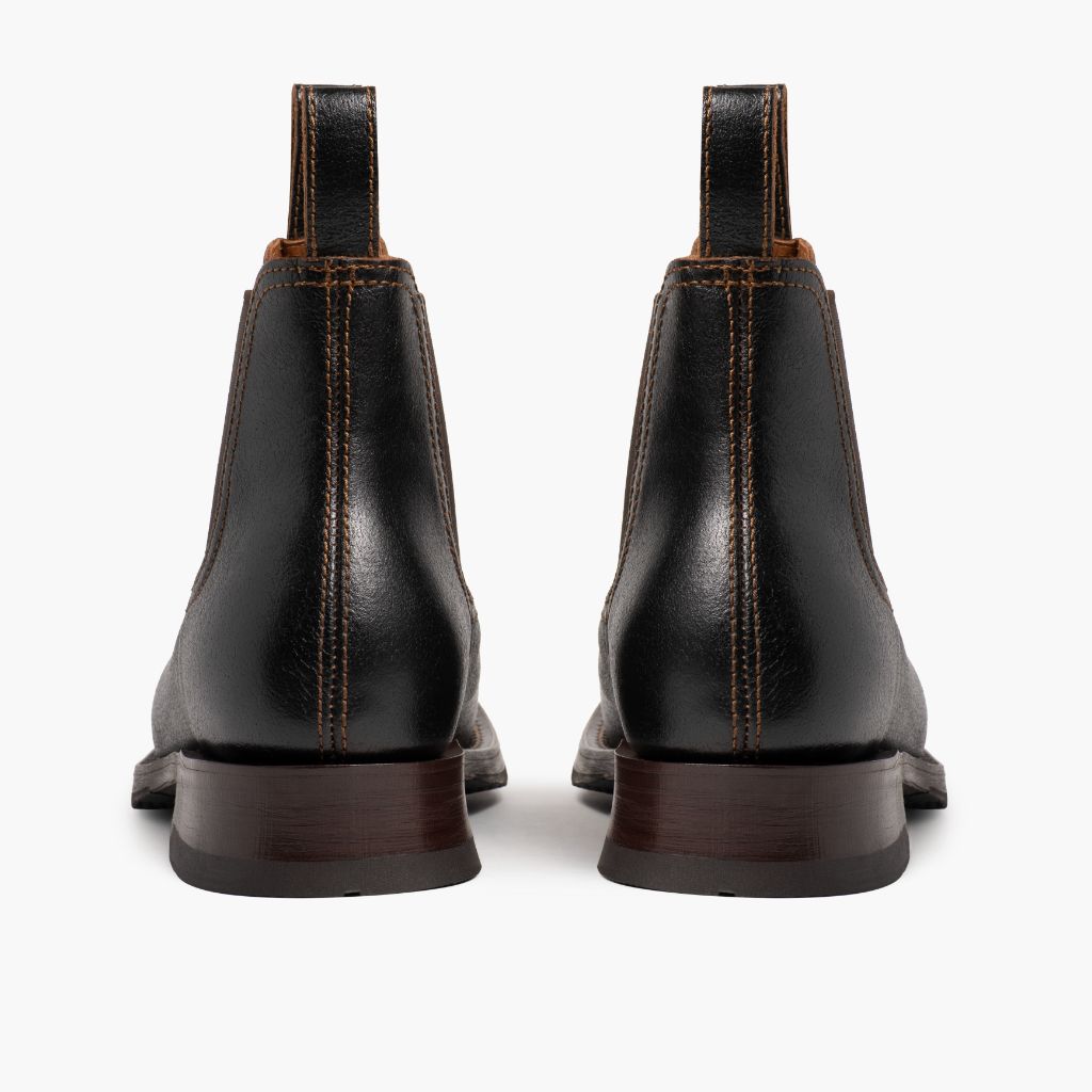 High-Traction Rubber Outsole & Lug Tread Pattern on Journeyman Cacao Lederstiefel für Herren