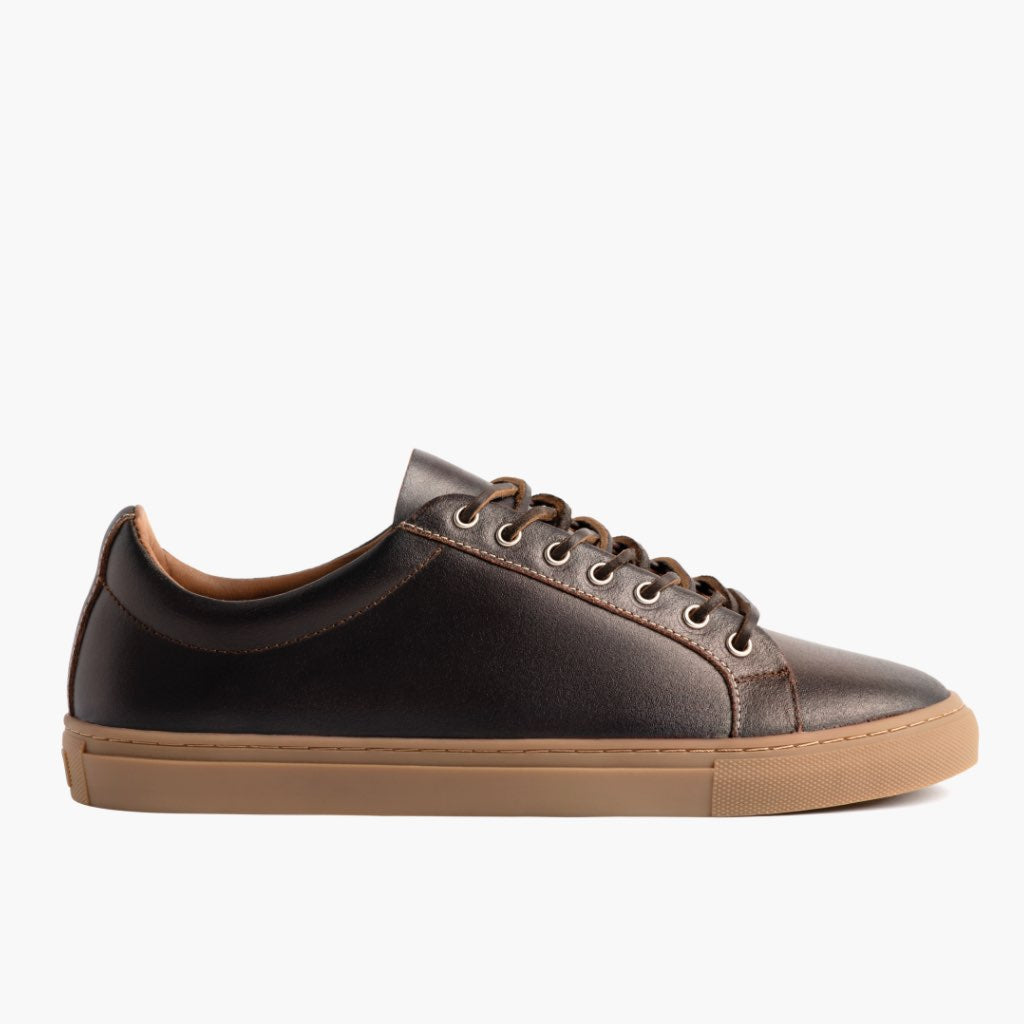 Classic Full-Grain leather Sneakers - Rahmengenähte Goodyear-Welt-Konstruktion & vordere Zehenkappe