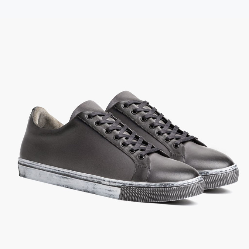 Premier Low Top Distressed Grau Leather Sneakers für Herren