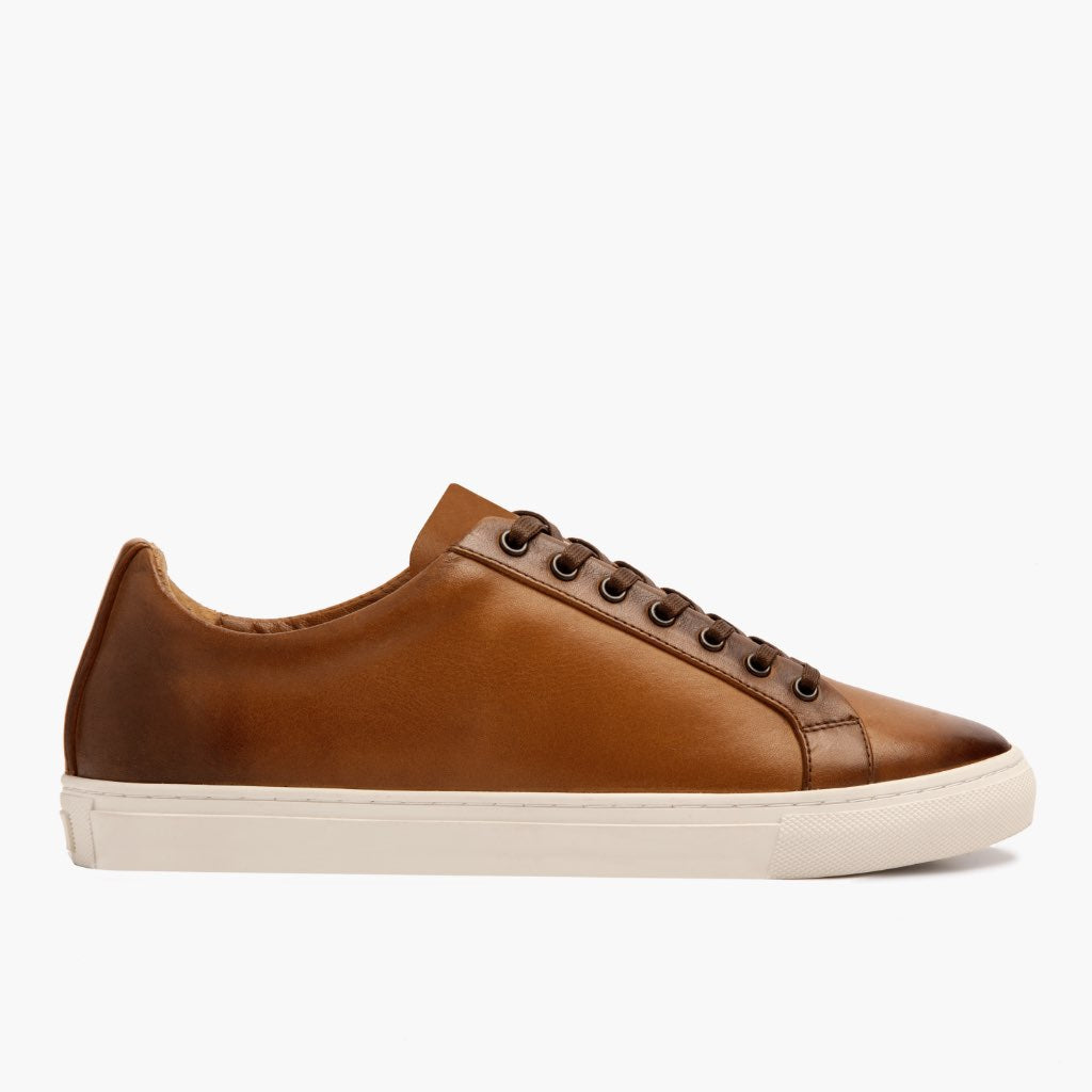 Classic Full-Grain leather Sneakers - Rahmengenähte Goodyear-Welt-Konstruktion & vordere Zehenkappe