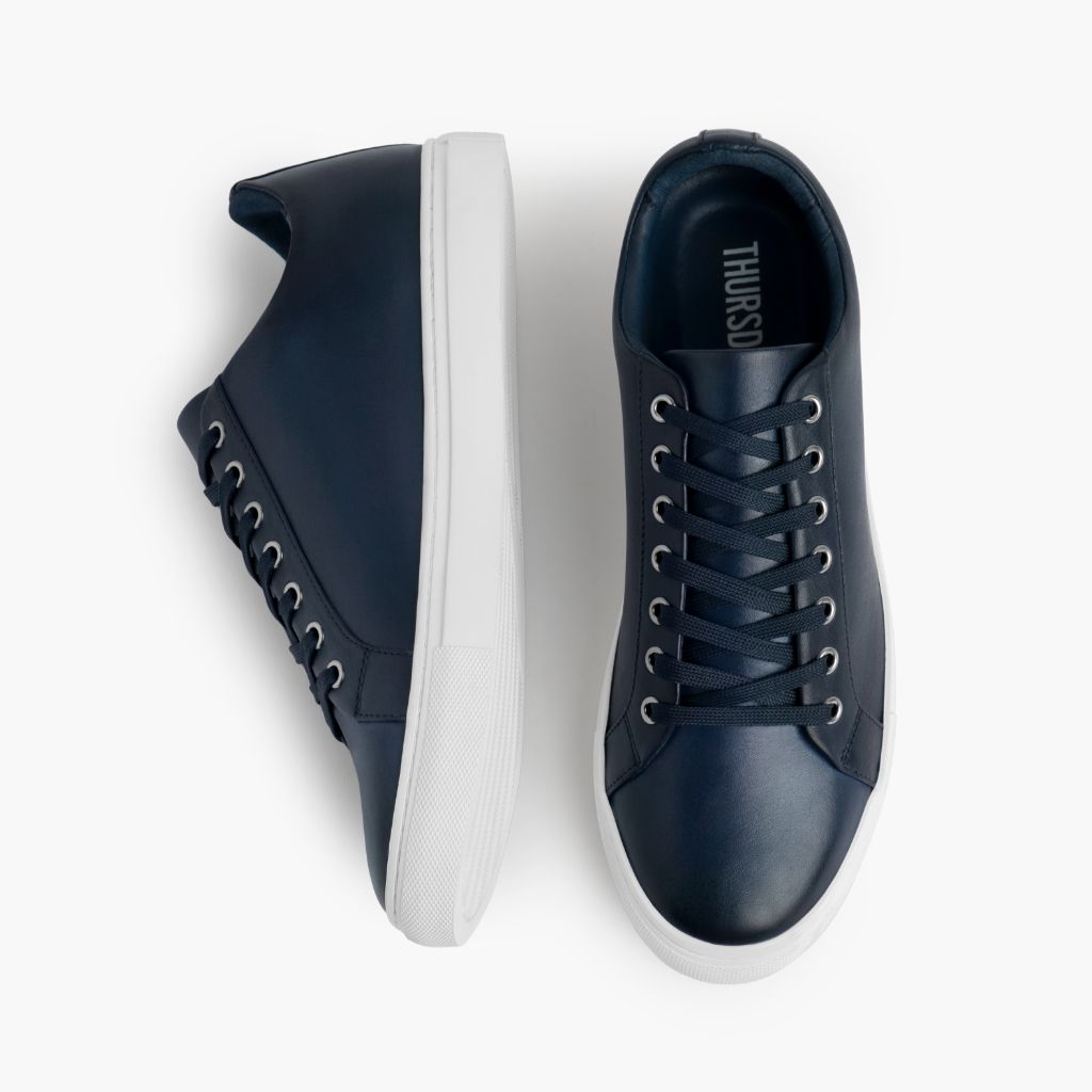 Premier Low Top Deep Blau Leder-Sneaker für Herren For Men - Verstärkte Fersenkappe & präzise Doppelnaht