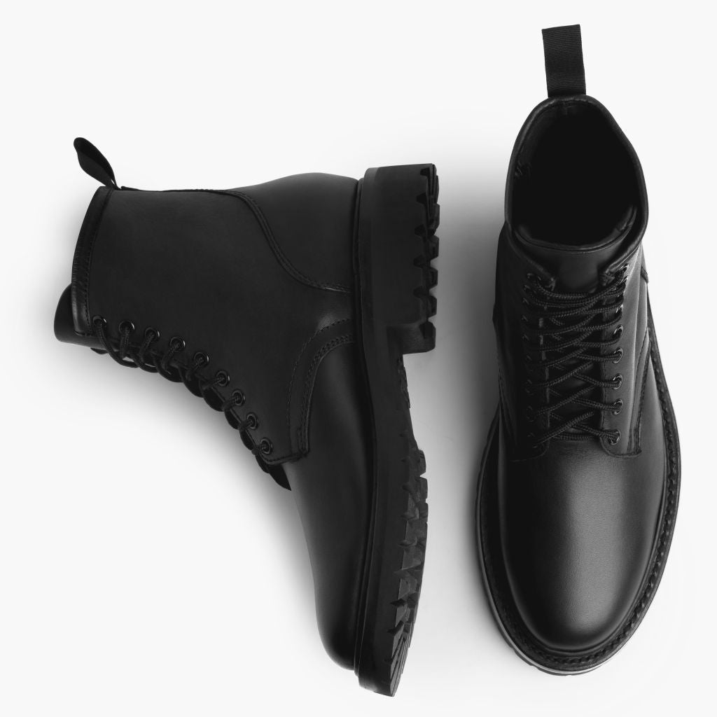 Stomper Schwarz (No Zipper) Lederstiefel für Herren For Men in schwarzem Rindleder - Seitenansicht | Online Kaufen
