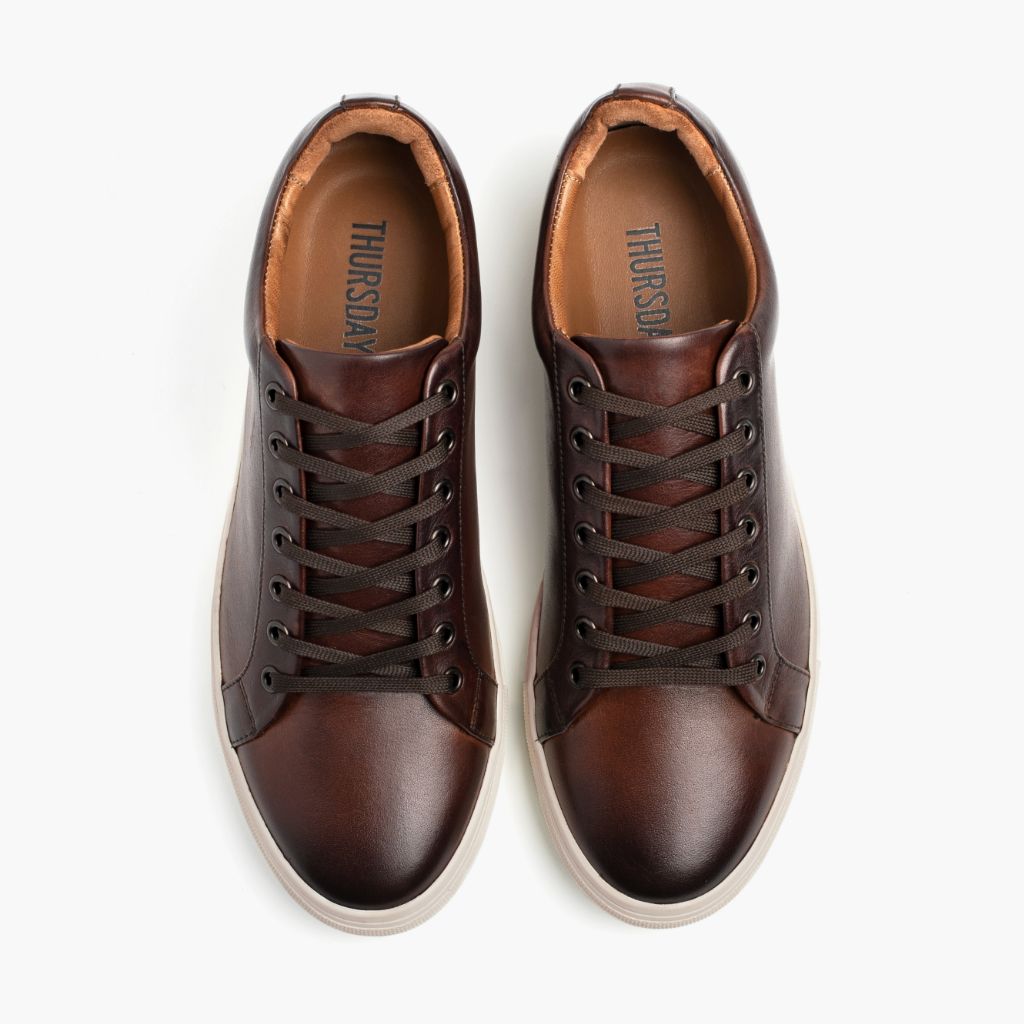 Premier Low Top Coffee Leder-Sneaker für Herren For Men - Verstärkte Fersenkappe & präzise Doppelnaht
