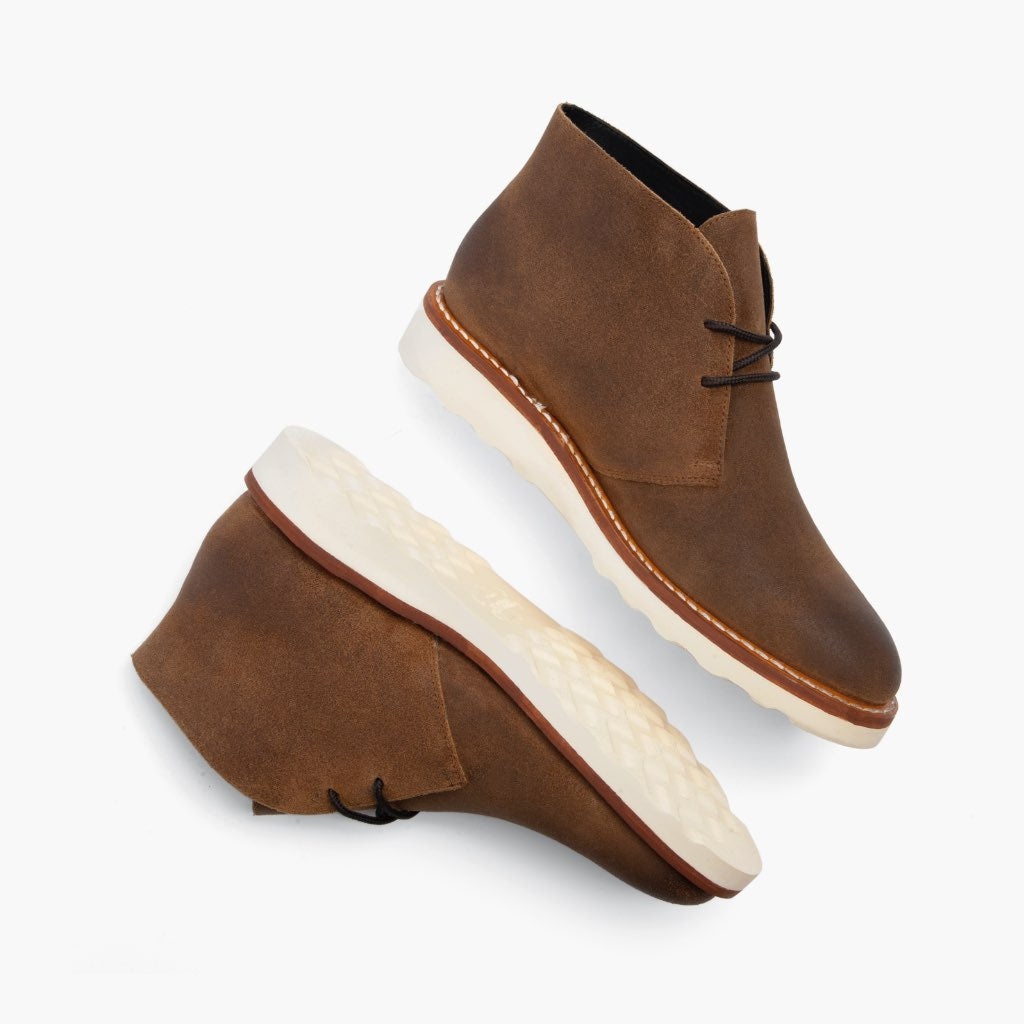 High-Traction Rubber Outsole & Lug Tread Pattern on Scout Safari-Beige Lederstiefel für Herren For Men