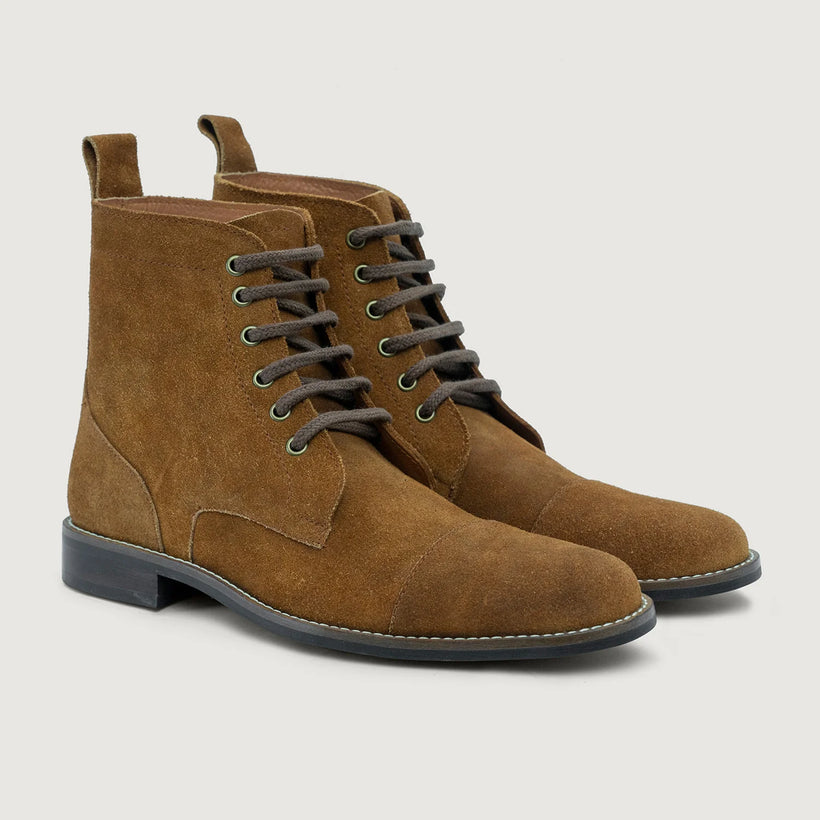 Knight Derby Braun Suede Lederstiefel - StudGuard für Herren