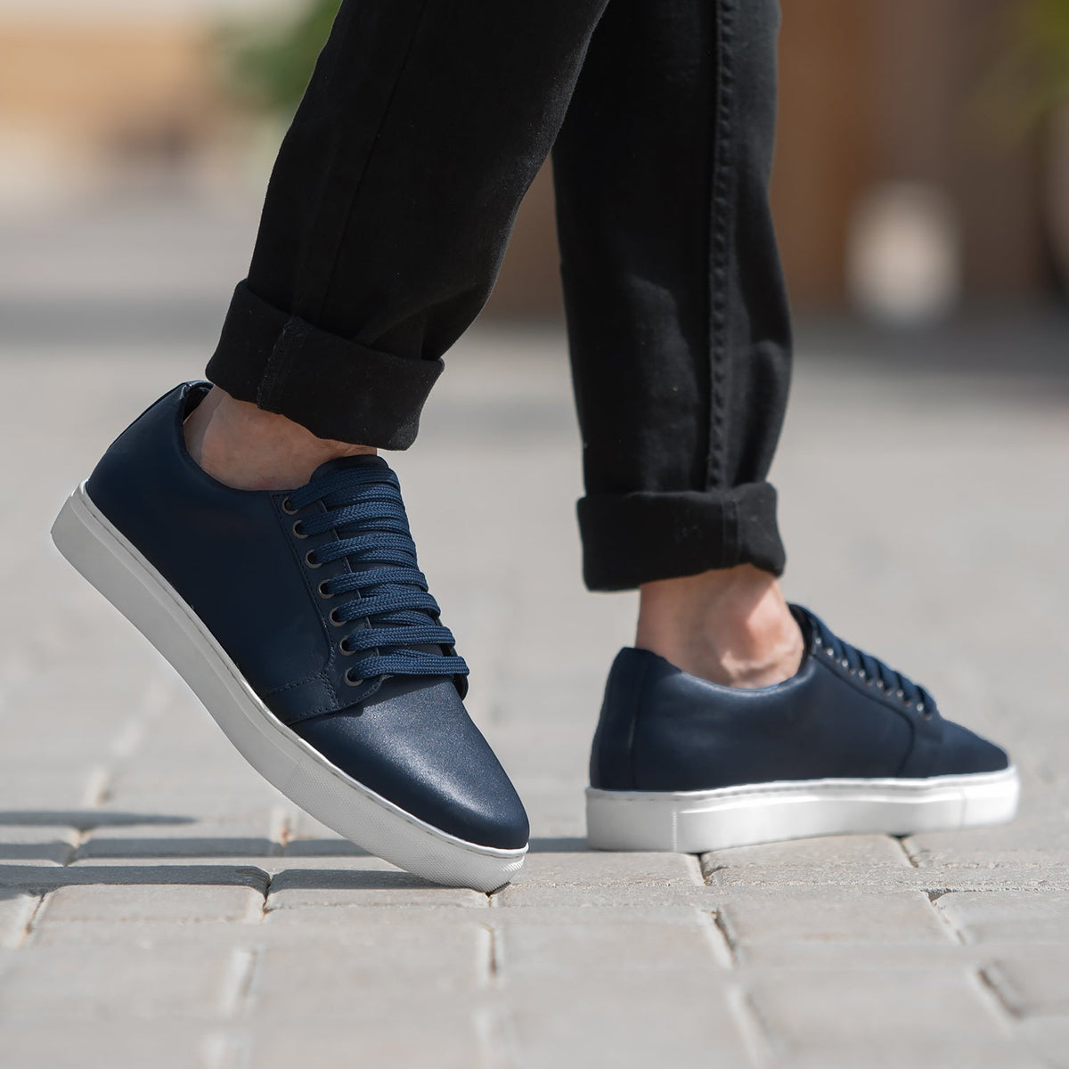 Midnight Blue Full-Grain leather Sneakers - Rahmengenähte Goodyear-Welt-Konstruktion & vordere Zehenkappe