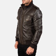 Brown Sheepskin Leather Bomber Jacket - Rückansicht mit passgenauen Schultern &amp; sauberem Saum