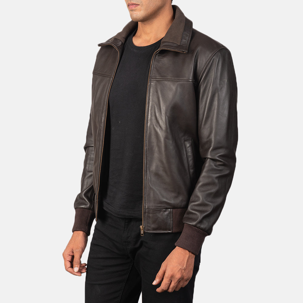 Dark Brown Sheepskin Leather Bomber Jacket - Rückansicht mit passgenauen Schultern &amp; sauberem Saum