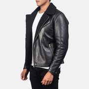 Black Sheepskin Leather Biker Jacket - Rückansicht mit passgenauen Schultern &amp; sauberem Saum