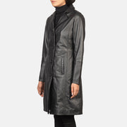 Women's Alexis Schwarz Single Breasted Ledermantel für Damen - Seitenansicht mit ergonomischem Ärmelschnitt