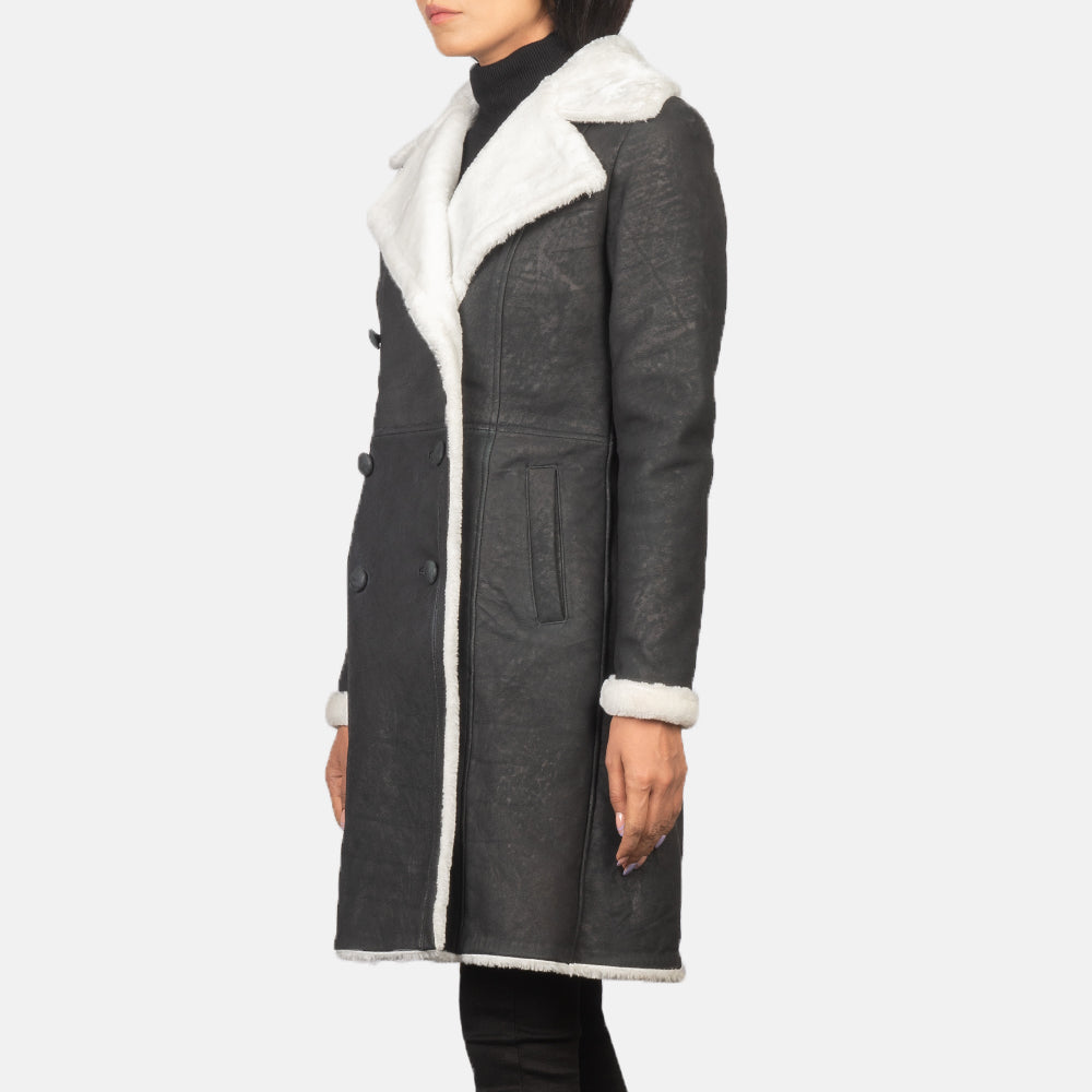 Black Sheepskin Snuffed Aviator Jacket - Rückansicht mit passgenauen Schultern &amp; sauberem Saum