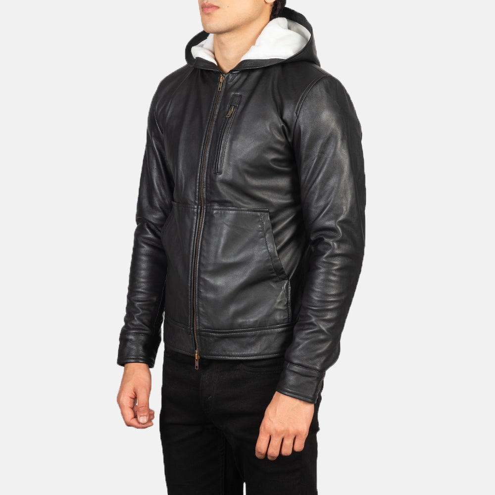 Black Sheepskin Leather Bomber Jacket - Rückansicht mit passgenauen Schultern &amp; sauberem Saum