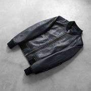 Rib Knit &amp; Hem Craftsmanship Construction Detail on Women's Bliss Schwarz Leder-Bomberjacke für Damen