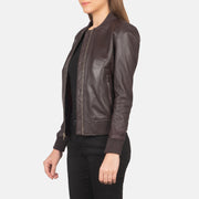 Maroon Sheepskin Leather Bomber Jacket - Rückansicht mit passgenauen Schultern &amp; sauberem Saum