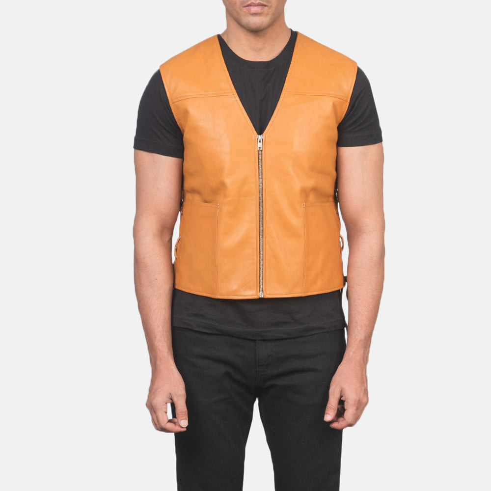 Detailansicht of Classic Collar &amp; Zipper Hardware on Men's Brandon Hellbraun Braun Lederweste für Herren