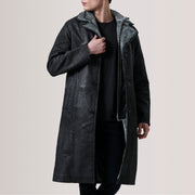 Cai Distressed Schwarz Leather Shearling Ledermantel für Herren For Men in Distressed Black Sheepskin Snuffed - Vorderansicht &amp; maßgeschneiderte Silhouette | Online Kaufen