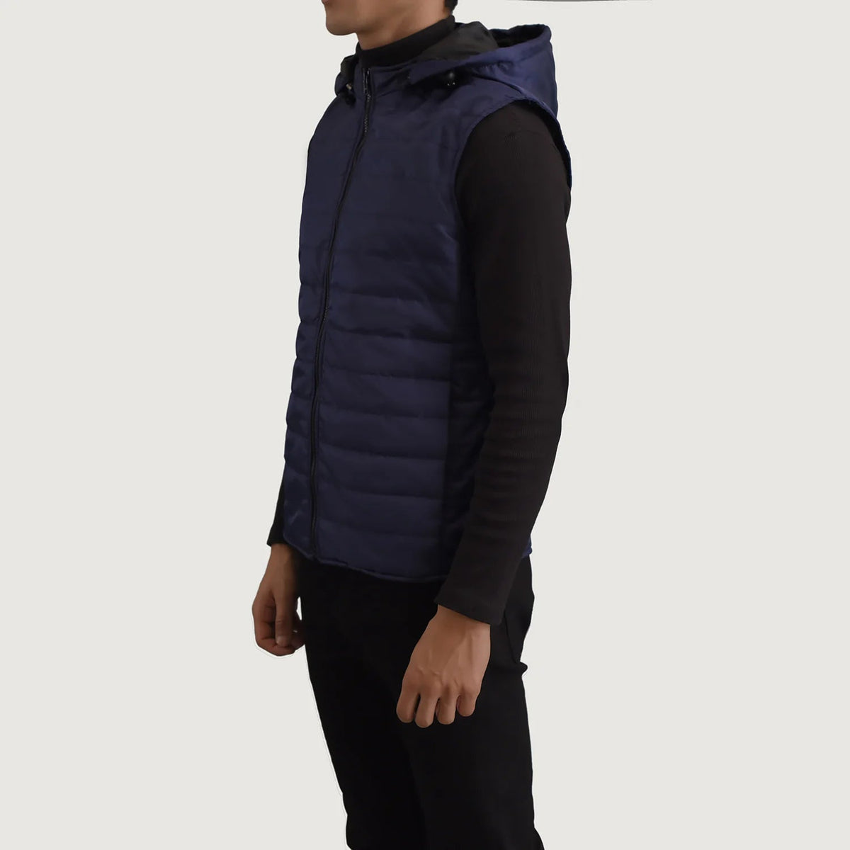 
Blue Full-Grain leather Vest - Rückansicht mit passgenauen Schultern & sauberem Saum