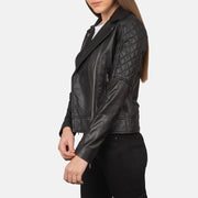 Black Goatskin Leather Biker Jacket - Rückansicht mit passgenauen Schultern &amp; sauberem Saum
