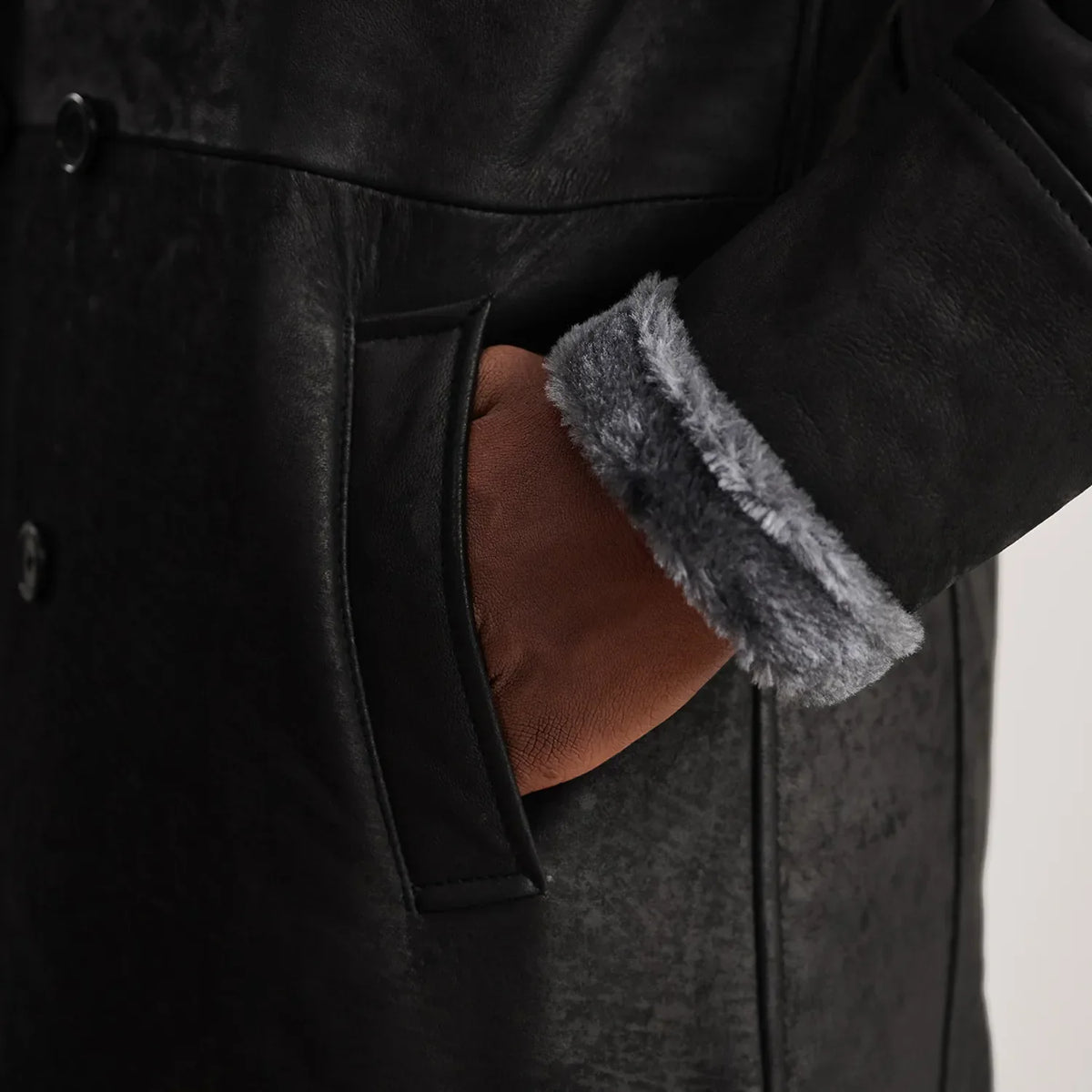 Innenansicht Showing Fully Faux Fur-Lined &amp; Zwei Innentaschen