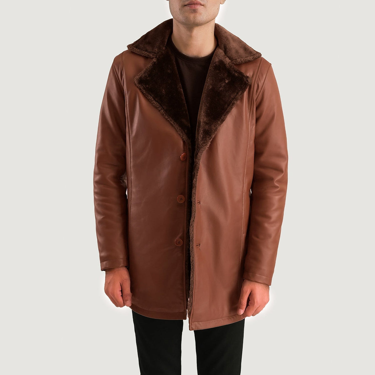 Detailansicht of Shirt &amp; Button Hardware on Men's Cinnamon Braun Leather Fur Ledermantel für Herren