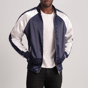 Clarke Blau Varsity Lederjacke für Herren - Seitenansicht mit ergonomischem Ärmelschnitt