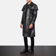 Black Cowhide Leather Trench Coat - Rückansicht mit passgenauen Schultern &amp; sauberem Saum