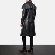 Men's Classic Schwarz Leather Duster für Herren - Seitenansicht mit ergonomischem Ärmelschnitt