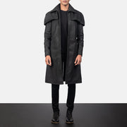 Men's Classic Distressed Schwarz Leather Duster für Herren in Distressed Black Sheepskin Snuffed - Vorderansicht &amp; maßgeschneiderte Silhouette | Online Kaufen