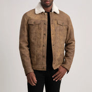 Dallis Snuffed Brown Shearling Trucker Jacket in Distressed Brown Sheepskin Snuffed - Vorderansicht &amp; maßgeschneiderte Silhouette | Online Kaufen