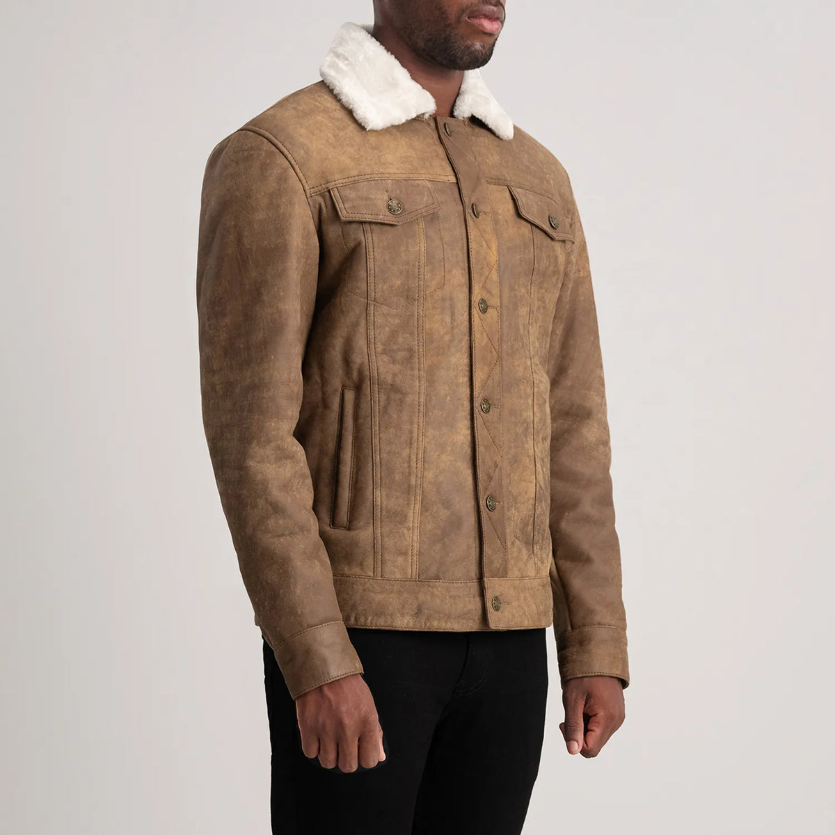 Distressed Brown Sheepskin Snuffed Aviator Jacket - Rückansicht mit passgenauen Schultern &amp; sauberem Saum