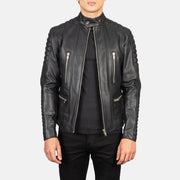 
Damian Grey Suede Biker Jacket in Grey Sheepskin Suede - Vorderansicht & maßgeschneiderte Silhouette | Online Kaufen