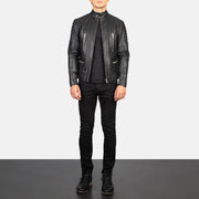 
Damian Grey Suede Biker Jacket - Seitenansicht mit ergonomischem Ärmelschnitt & sportlicher Passform