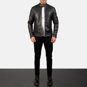 Dean Schwarz Leder-Bikerjacke für Herren - Seitenansicht mit ergonomischem Ärmelschnitt