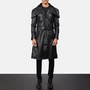 Black Cowhide Leather Trench Coat - Rückansicht mit passgenauen Schultern &amp; sauberem Saum