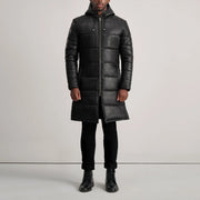 
Floyd Tan Hooded Leather Puffer Coat - Seitenansicht mit ergonomischem Ärmelschnitt & sportlicher Passform