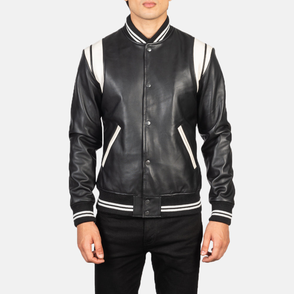 Detailansicht of Varsity &amp; Snap Buttons Hardware on Men's Dantee Black Leather Varsity Jacket