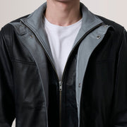 
Innenansicht Showing Quilted Polyester Lining & Zwei funktionale Innentaschen