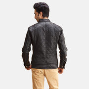 
Innenansicht Showing Quilted Viscose lining & Zwei funktionale Innentaschen
