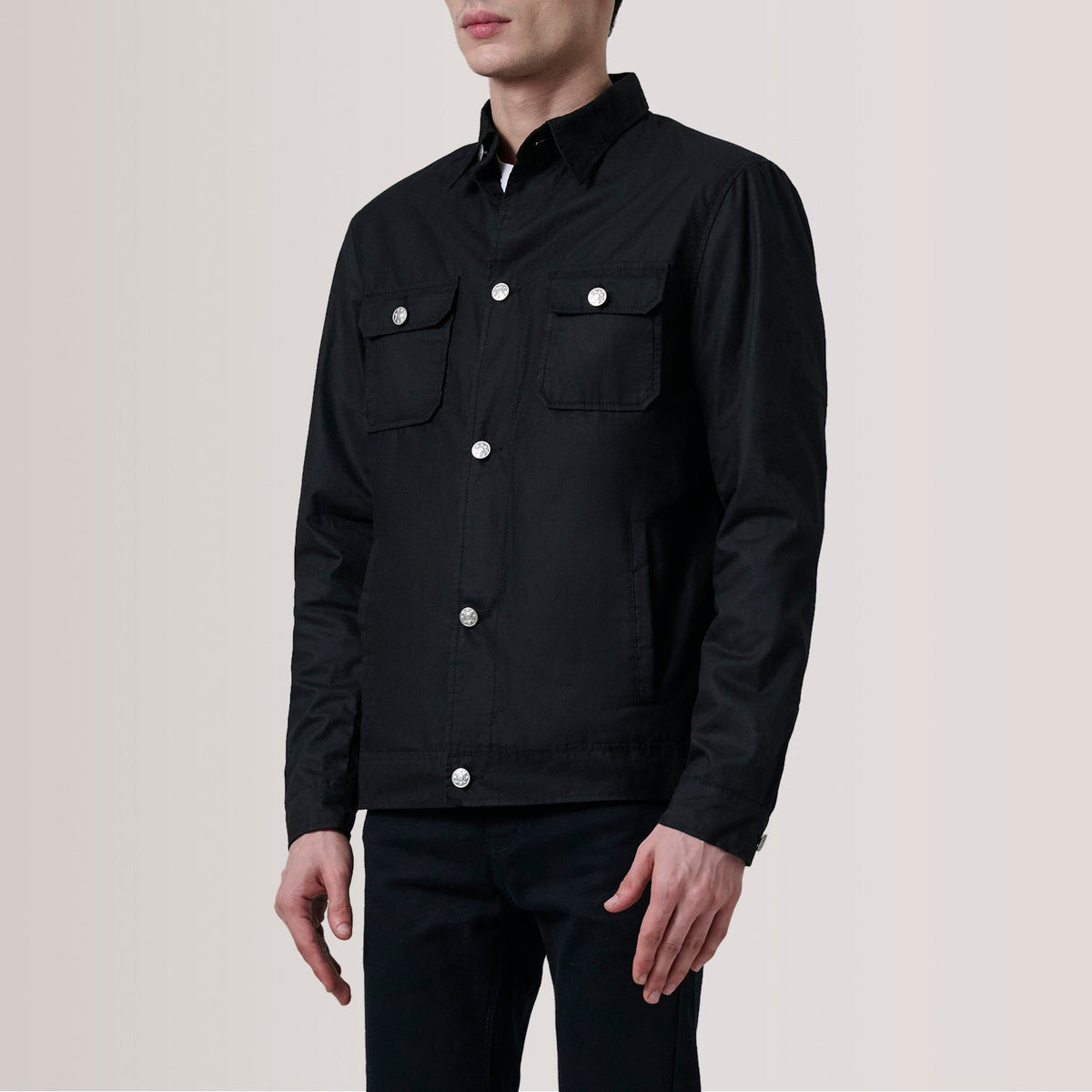 
Irwin Schwarz Waxed Canvas Field Lederjacke für Herren For Men - Seitenansicht mit ergonomischem Ärmelschnitt & sportlicher Passform