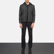 
Jimmy Schwarz Hooded Windbreaker Lederjacke für Herren - Seitenansicht mit ergonomischem Ärmelschnitt & sportlicher Passform