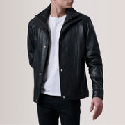 Klen Brown Classic Jacket For Men in Brown Sheepskin Leather - Vorderansicht &amp; maßgeschneiderte Silhouette | Online Kaufen