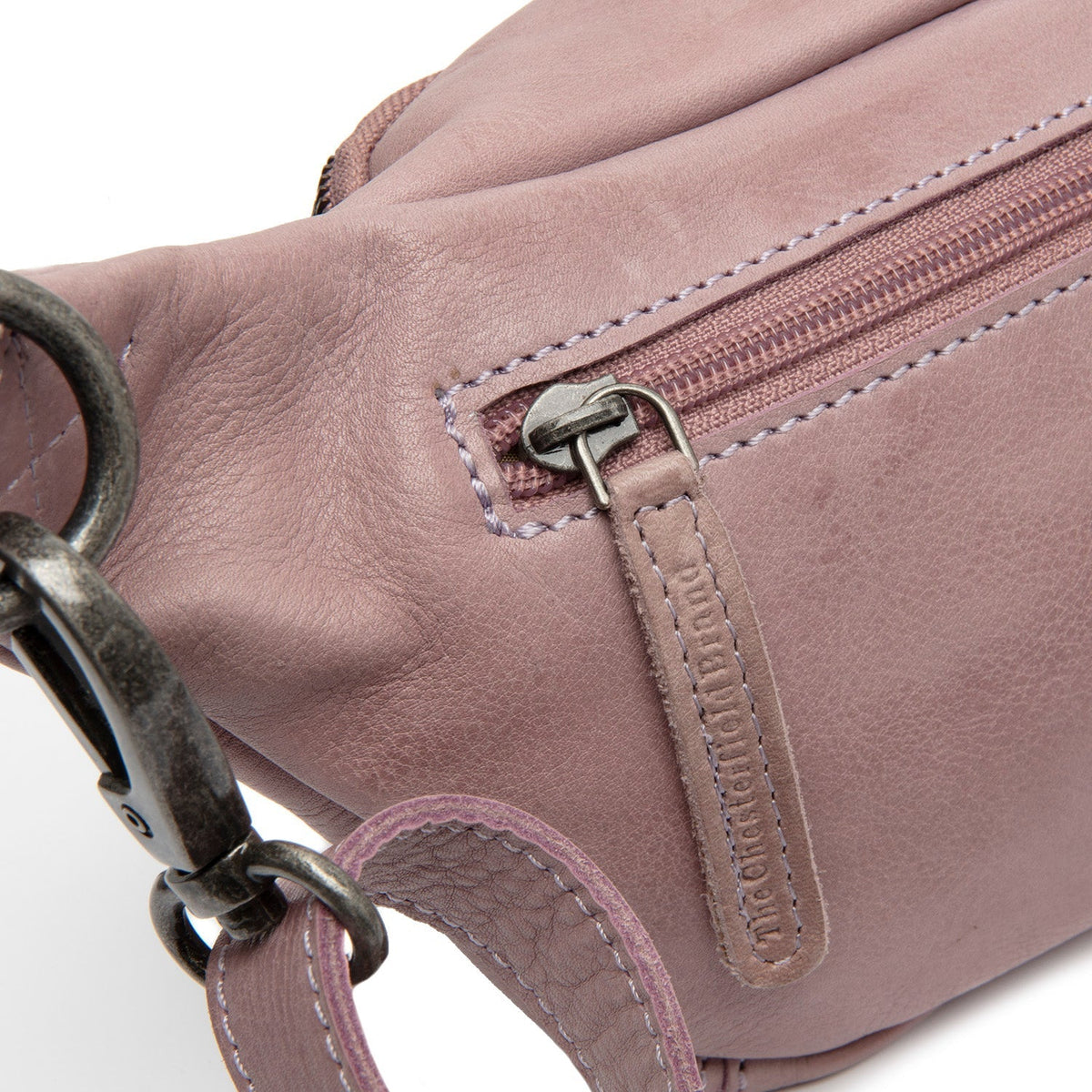 
Severo Vollnarbenleder-Gürteltasche - Strukturierte Seitenansicht mit Faltentiefe & Erweiterungsvolumen