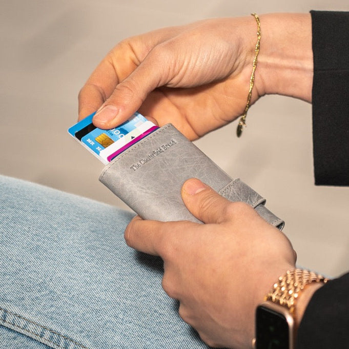 Portland Full-Grain Leather Card Holder für Damen – Zusätzliche Produktansicht 2