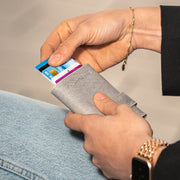 Portland Full-Grain Leather Card Holder für Damen – Zusätzliche Produktansicht 2